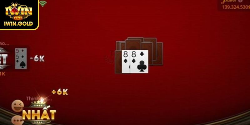 Các Hand Bài Lớn Trong Tiến Lên iWin - Thông Tin Cơ Bản Cần Biết 3 Kết hợp hand bài lớn với chiến thuật tinh tế