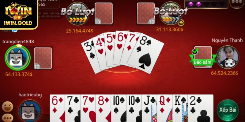 Chủ động ép đối thủ bằng bài mạnh